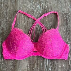 Victoria Secret Very Sexy Push Up Bra 32C color Neon Pink